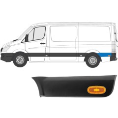 Bočná lišta zadného blatníka so svetlom pre Mercedes Sprinter 2006-2018 / Ľavý / Sada 10685